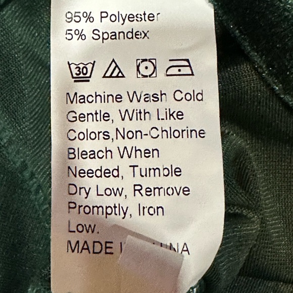 Rosedress Green Velvet mini body hugging dress, one shoulder strap, Size Med NWT - Picture 12 of 12